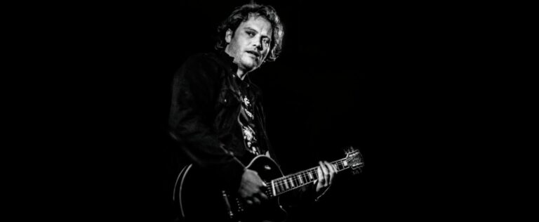 Tribute to the Blues: Ruben Hoeke Band + Doghouse Tenants — muziek in Hoorn