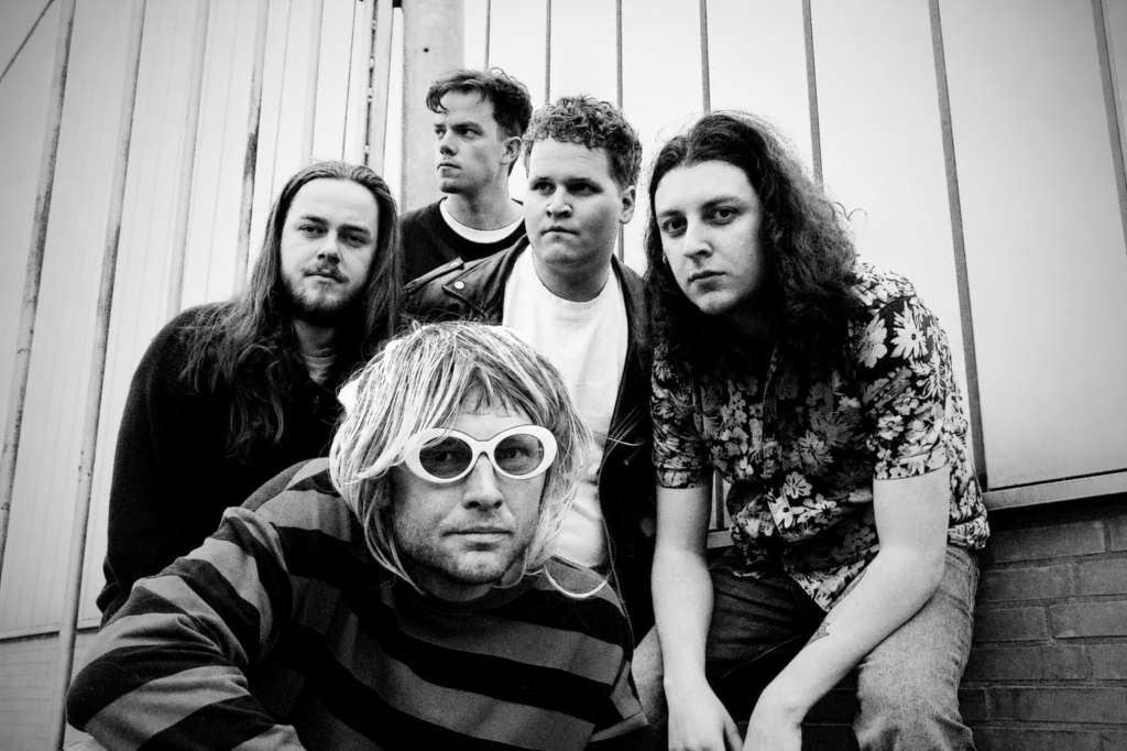 Nirvana Tribute: Come as You Were + Queens of the Stone Age, Foo Fighters, Soundgarden gespeeld door Layne in Hoorn