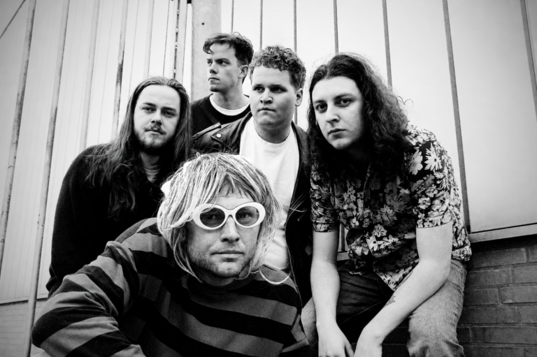 Nirvana Tribute: Come as You Were + Queens of the Stone Age, Foo Fighters, Soundgarden gespeeld door Layne — muziek in Hoorn