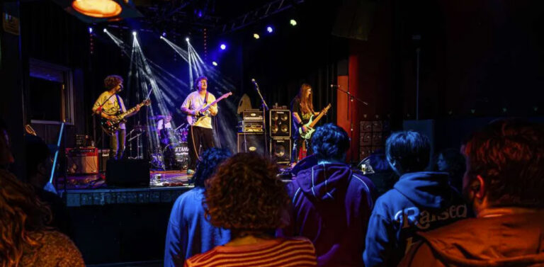 Donderpop met 70’s Alive en … — muziek in Hoorn