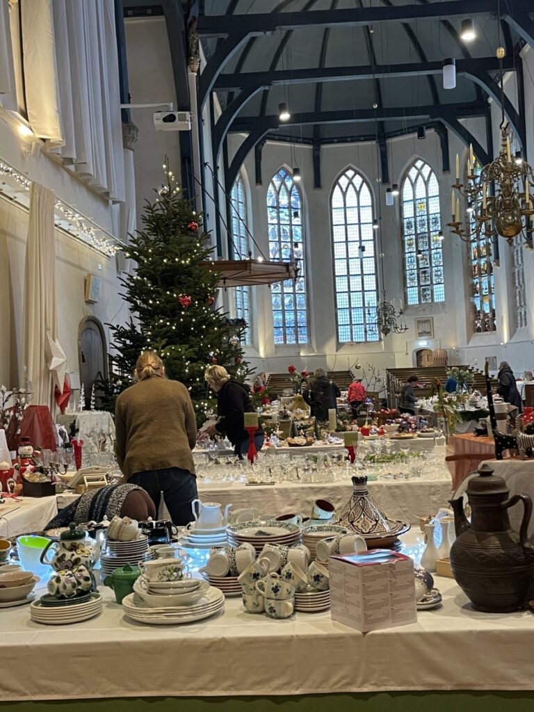 Soli Deo Gloria: kerstmarkt — markt-eten in Hoorn