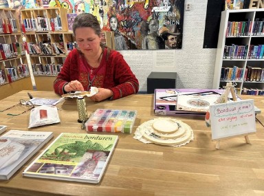 Creatief borduren — lezing in Hoorn